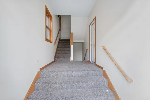 $240,000 | 4426 South Calumet Avenue, Unit 3, Chicago, IL 60653