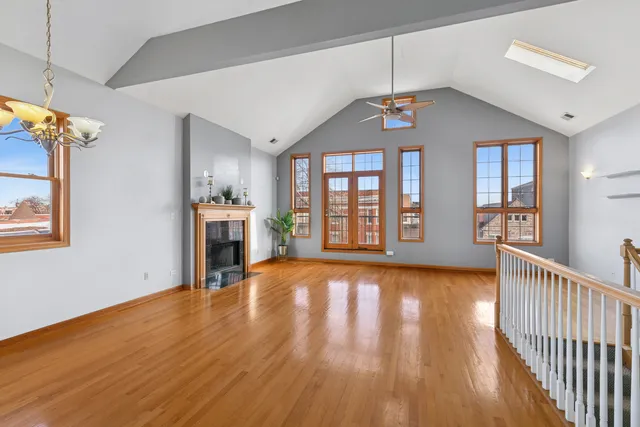 $240,000 | 4426 South Calumet Avenue, Unit 3, Chicago, IL 60653