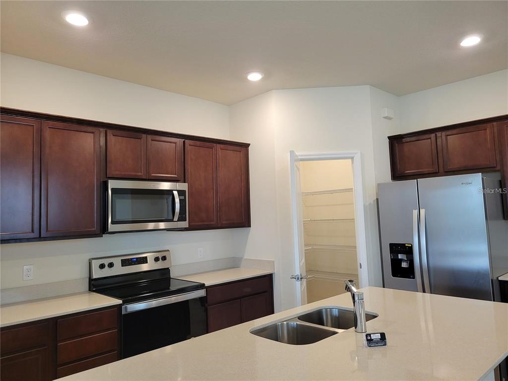 2713 Franklin Road St. Cloud, FL 34771 - Photo 5 of 12
