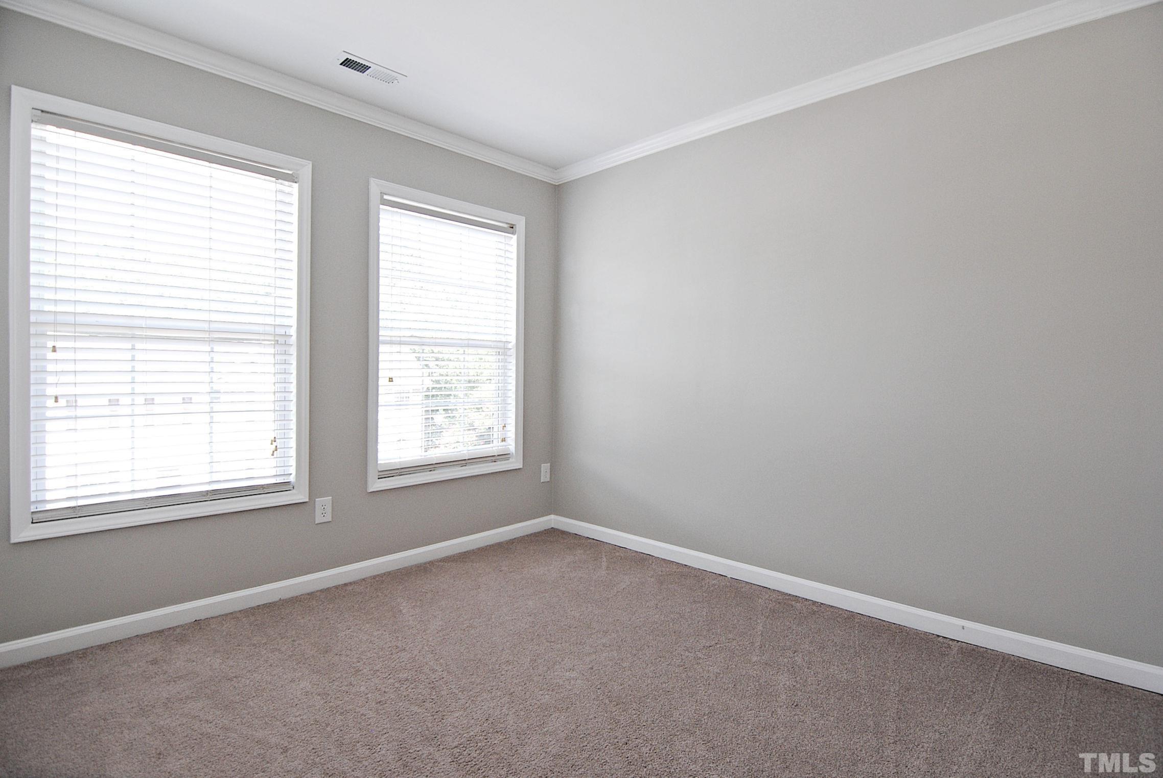 5530 Vista View Court Raleigh, NC 27612 - Photo 17 of 28 Gallery Image 17
