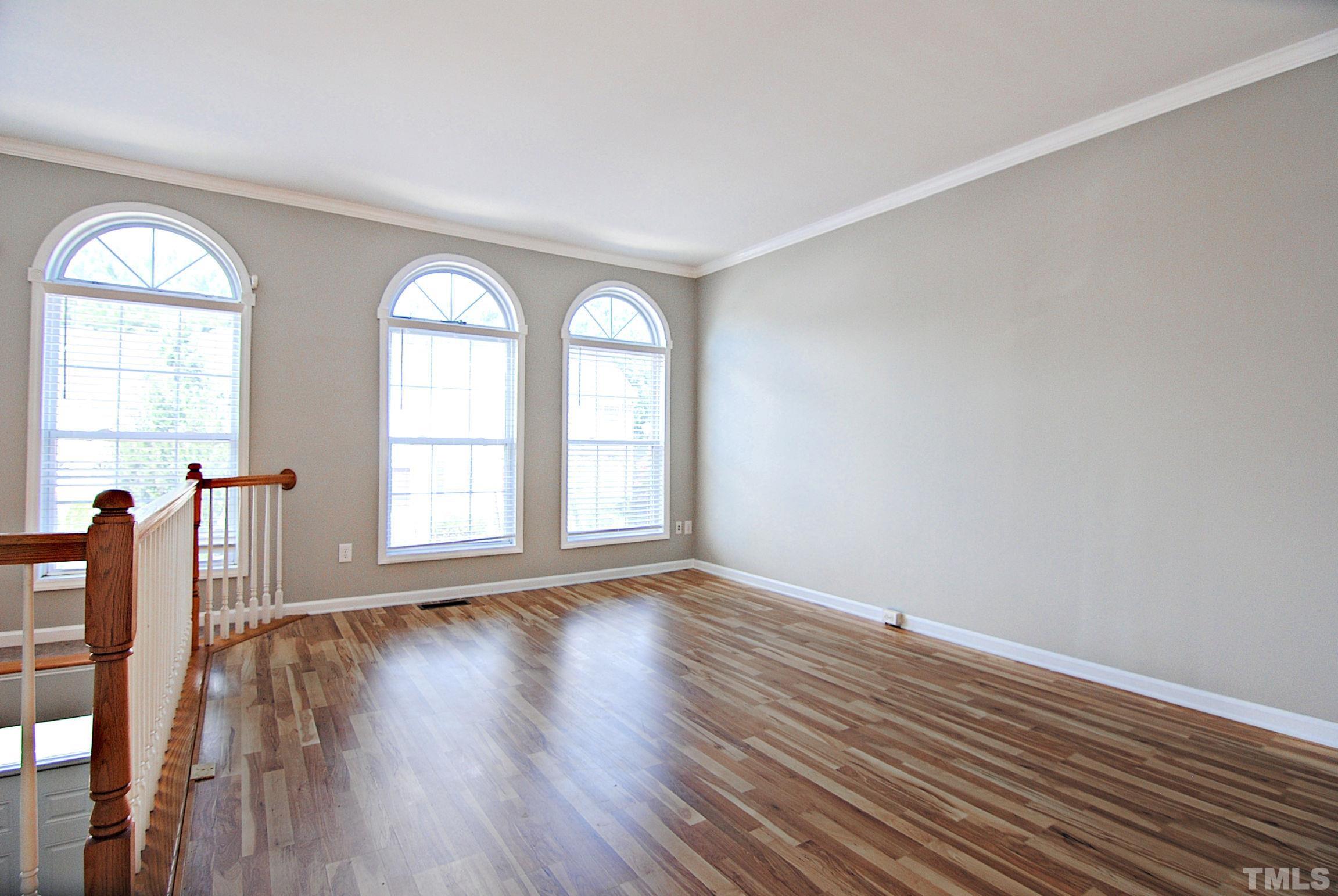 5530 Vista View Court Raleigh, NC 27612 - Photo 4 of 28 Gallery Image 4