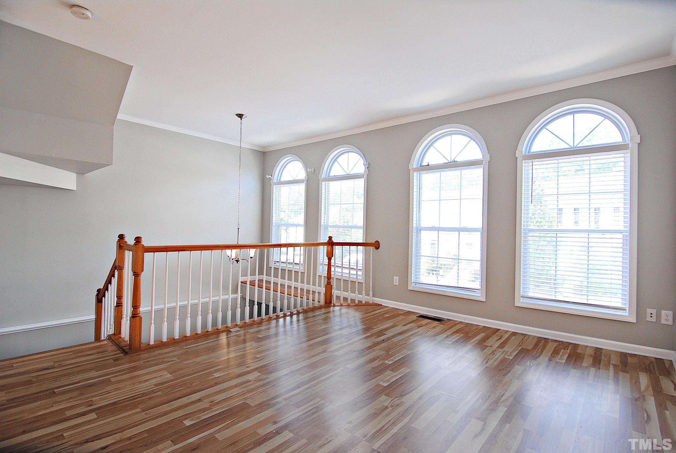 5530 Vista View Court Raleigh, NC 27612 - Photo 5 of 28 Gallery Image 5