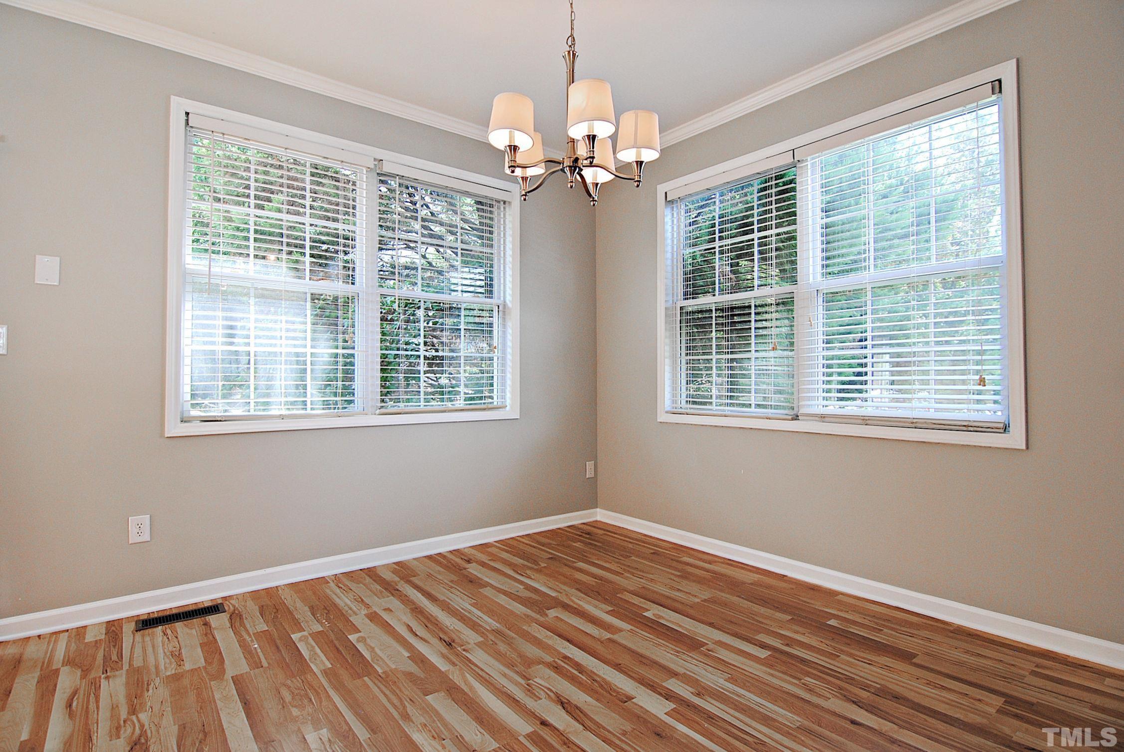 5530 Vista View Court Raleigh, NC 27612 - Photo 7 of 28 Gallery Image 7