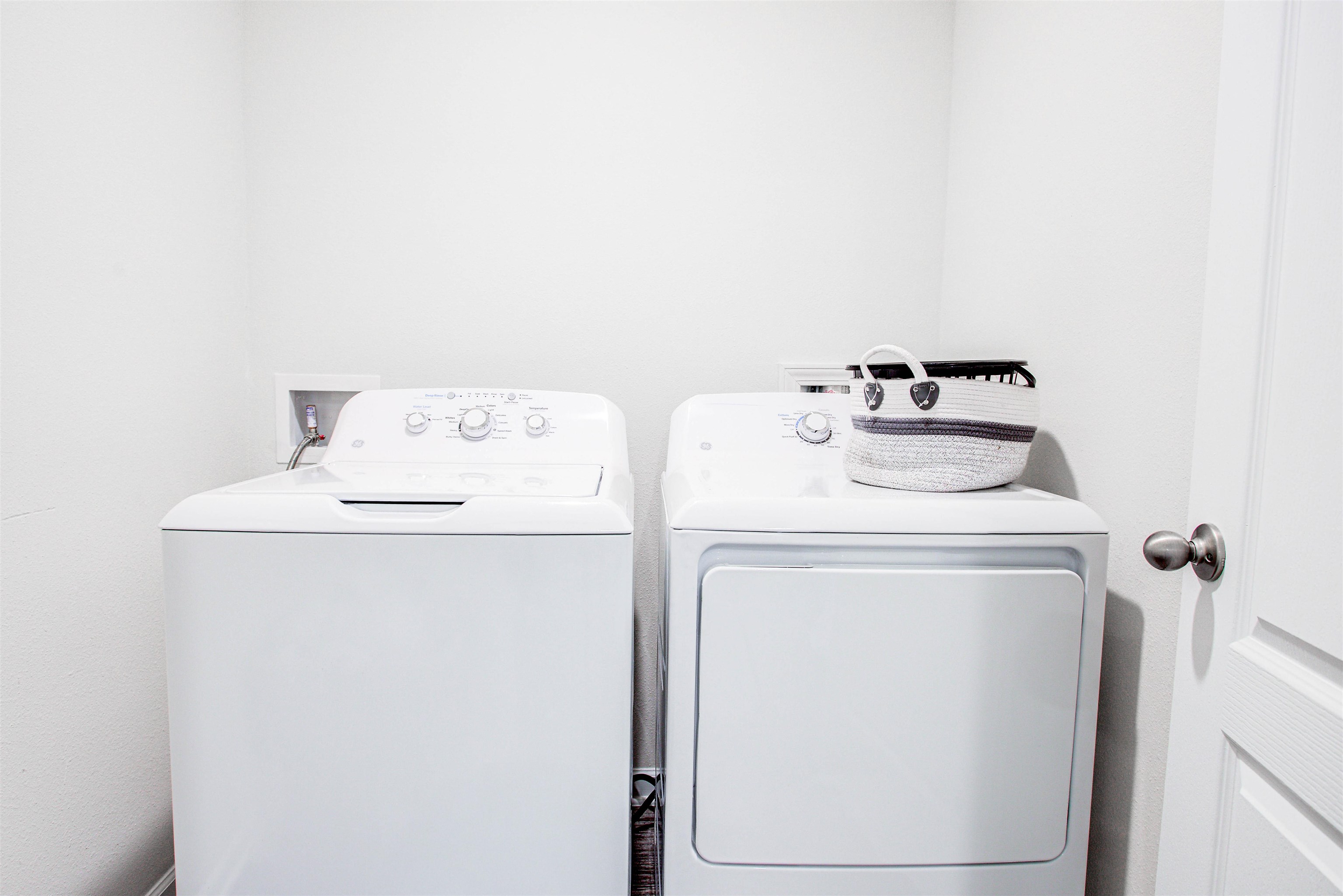 108 Albacete Road St. Augustine, FL 32084 - Photo 26 of 37 a utility room with dryer and washer
