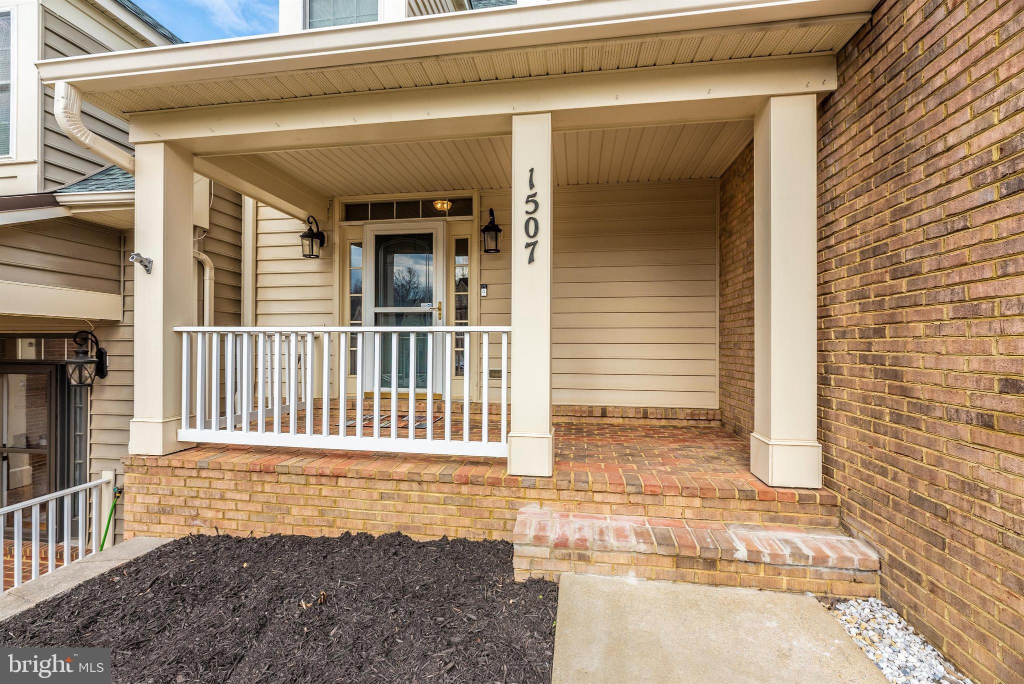1507 Rising Ridge Road Mount Airy, MD 21771 - Photo 2 of 40 Front Porch