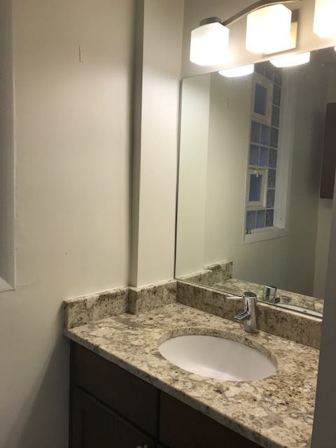 717 West Roscoe Street, Unit 1 Chicago, IL 60657 - Photo 9 of 20