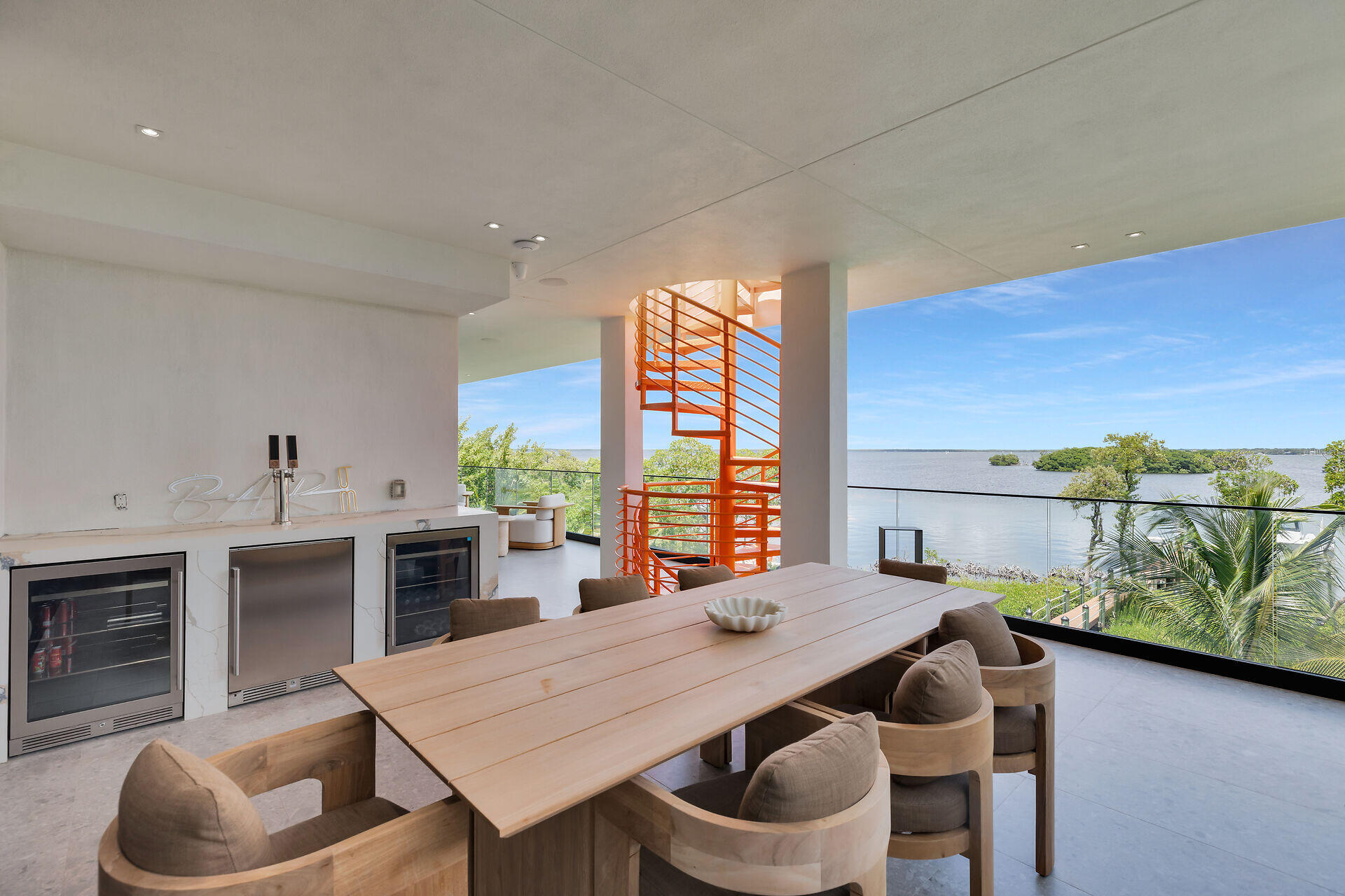 39 Mutiny Place Key Largo, FL 33037 - Photo 70 of 115 Outdoor Wet Bar