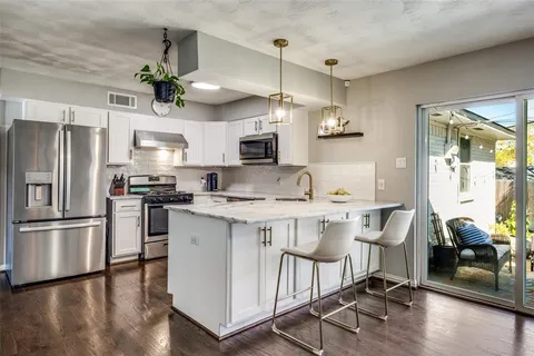 $399,900 | 2410 St Francis Avenue, Dallas, TX 75228