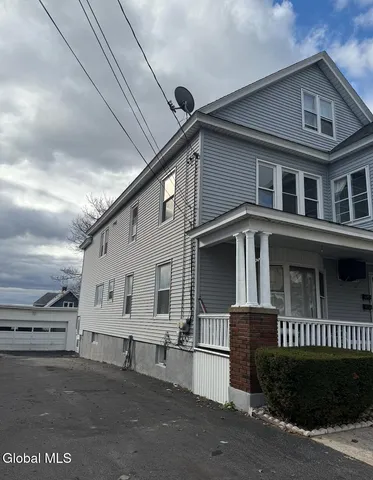 $235,000 | 58 Lincoln Avenue, Amsterdam, NY 12010