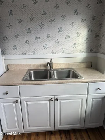 $235,000 | 58 Lincoln Avenue, Amsterdam, NY 12010