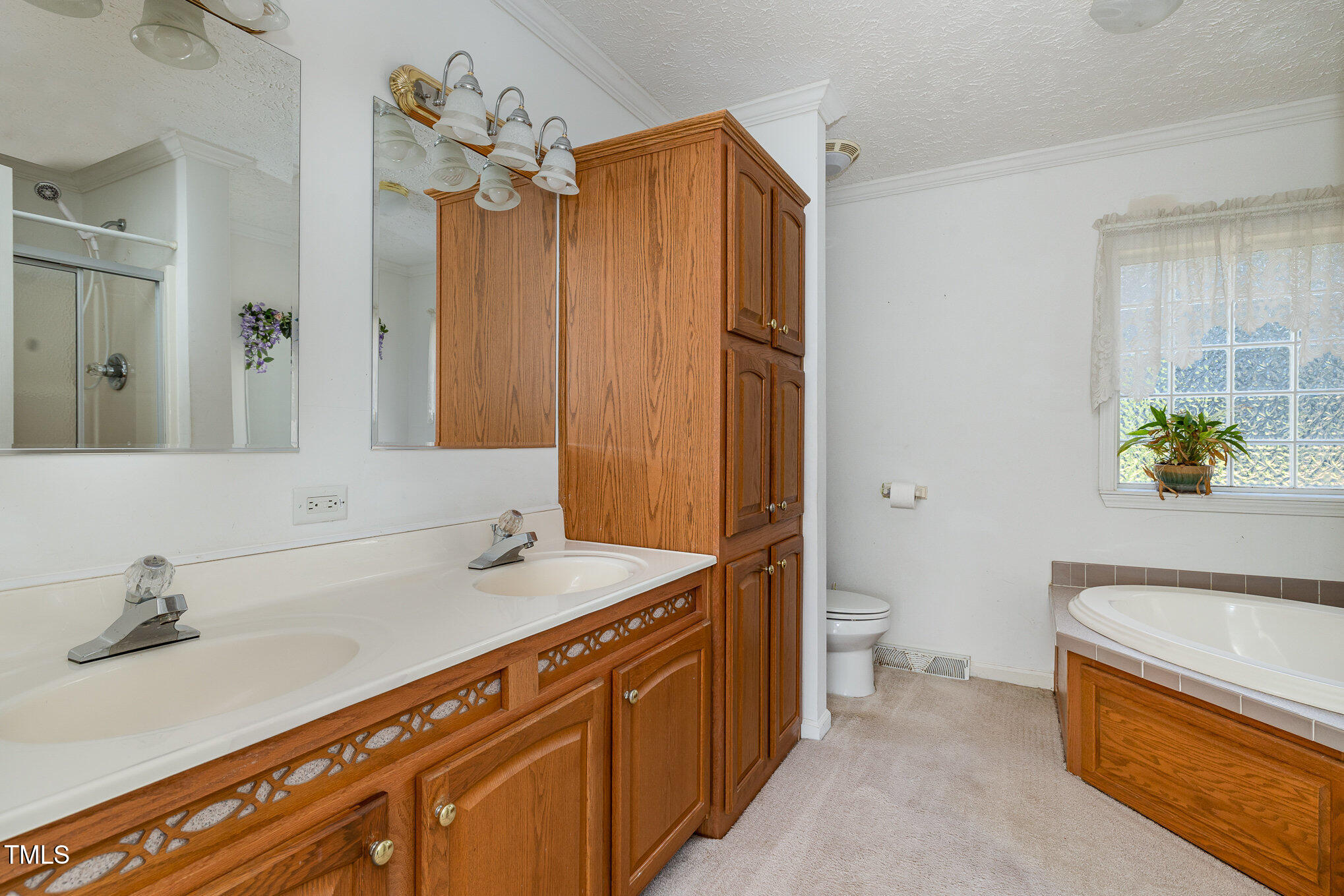 220 Hanson Road Clinton, NC 28328 - Photo 11 of 19 015_file_598