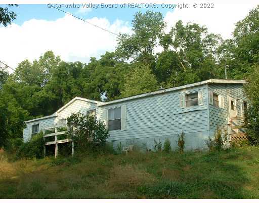 18 Rt 62 Buffalo, WV 25033 - Photo 1 of 1 Exterior Front.