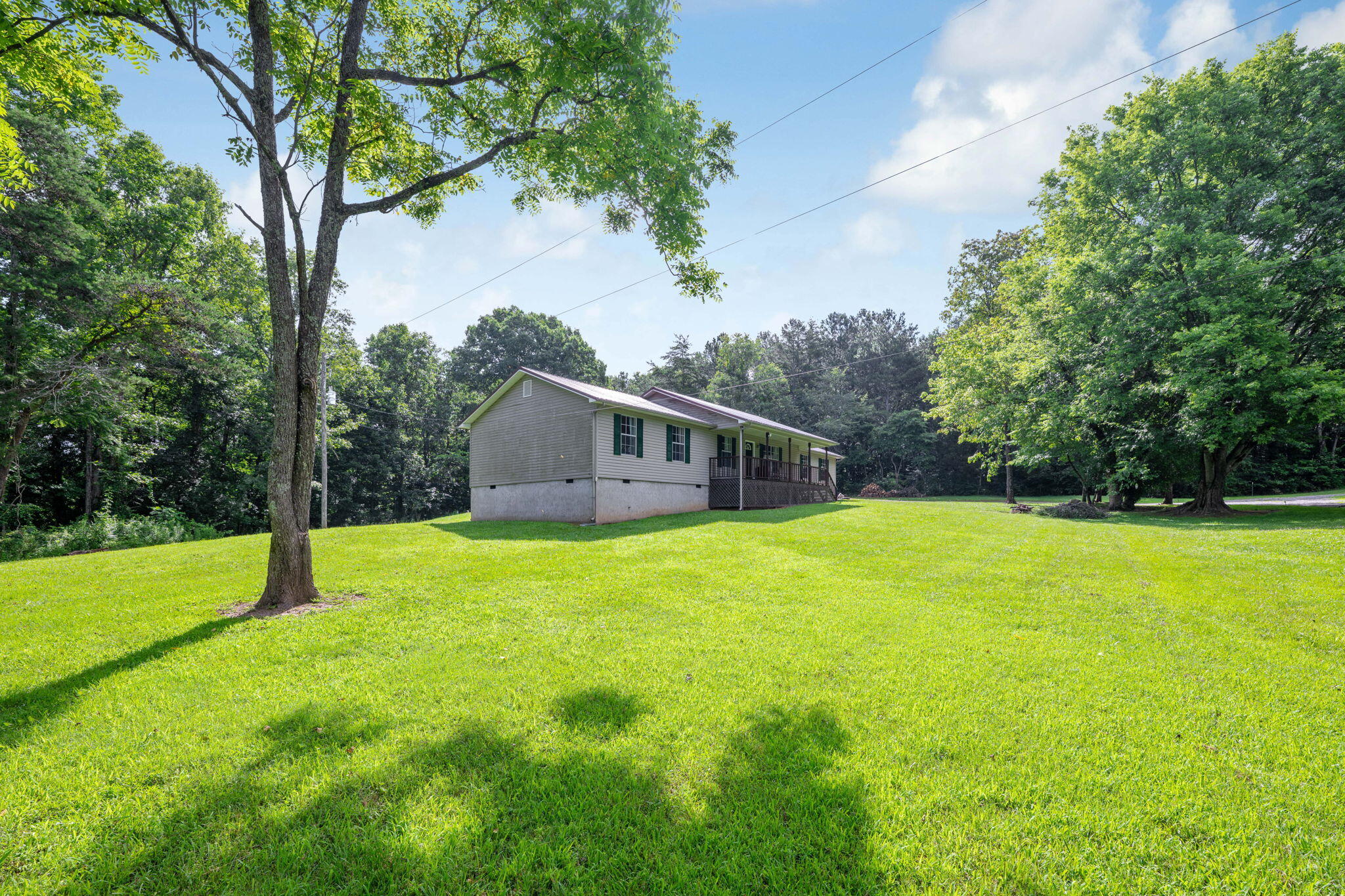 968 Worley Chapel Road Trenton, GA 30752 - Photo 31 of 40 beautiful yard