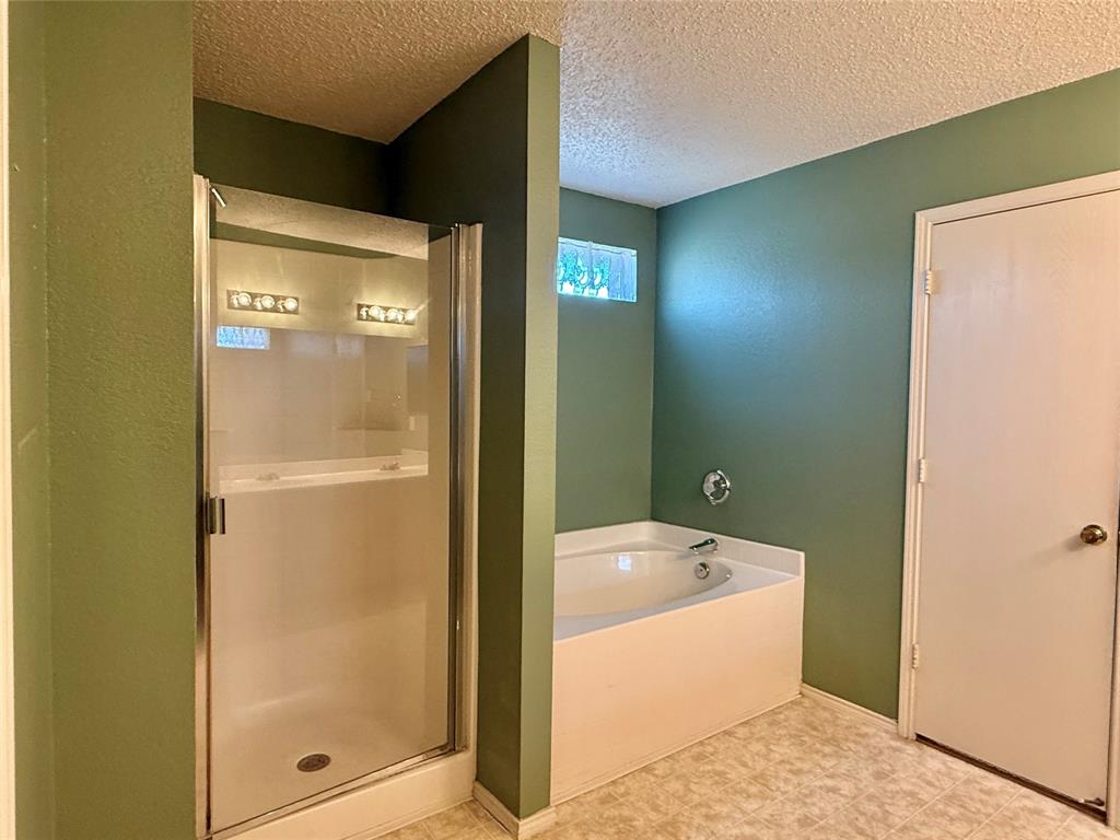 930 Dunkirk Lane Arlington, TX 76017 - Photo 20 of 35