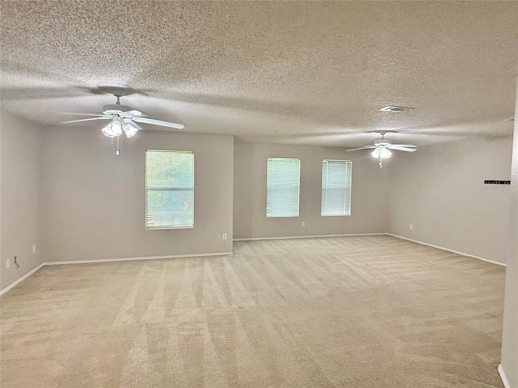 930 Dunkirk Lane Arlington, TX 76017 - Photo 27 of 35