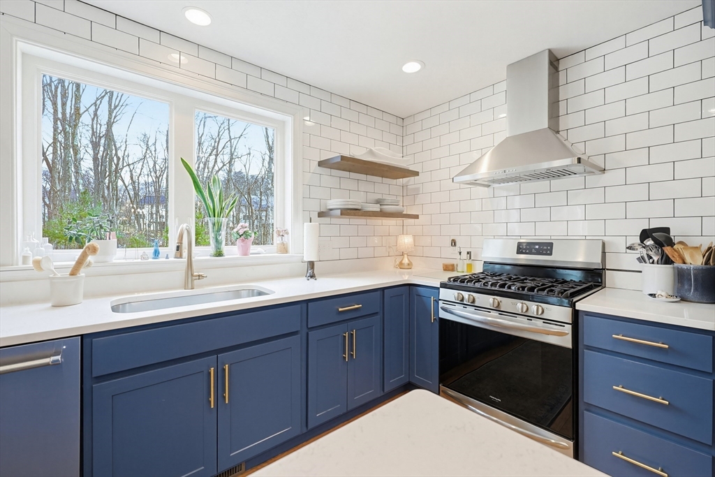 222 Oak Street Ashland, MA 01721 - Photo 8 of 38