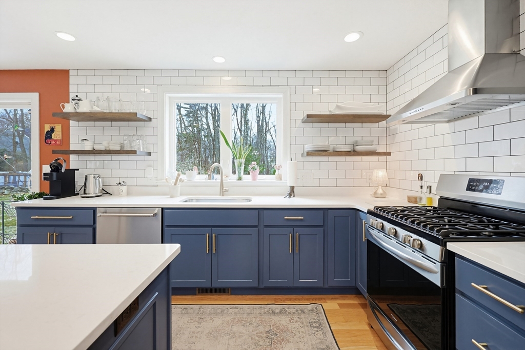 222 Oak Street Ashland, MA 01721 - Photo 9 of 38