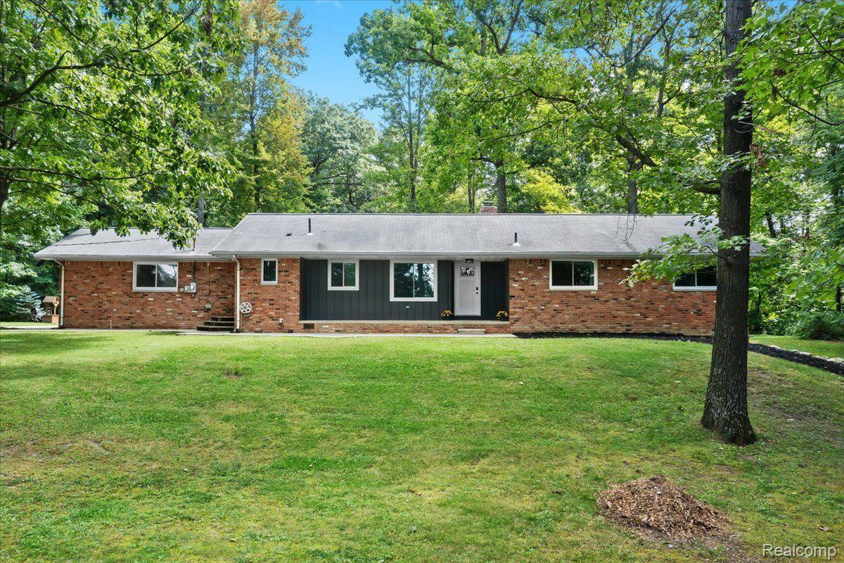 2330 Argentine Road Howell, MI 48855 - Photo 1 of 38 2330 Argentine Rd