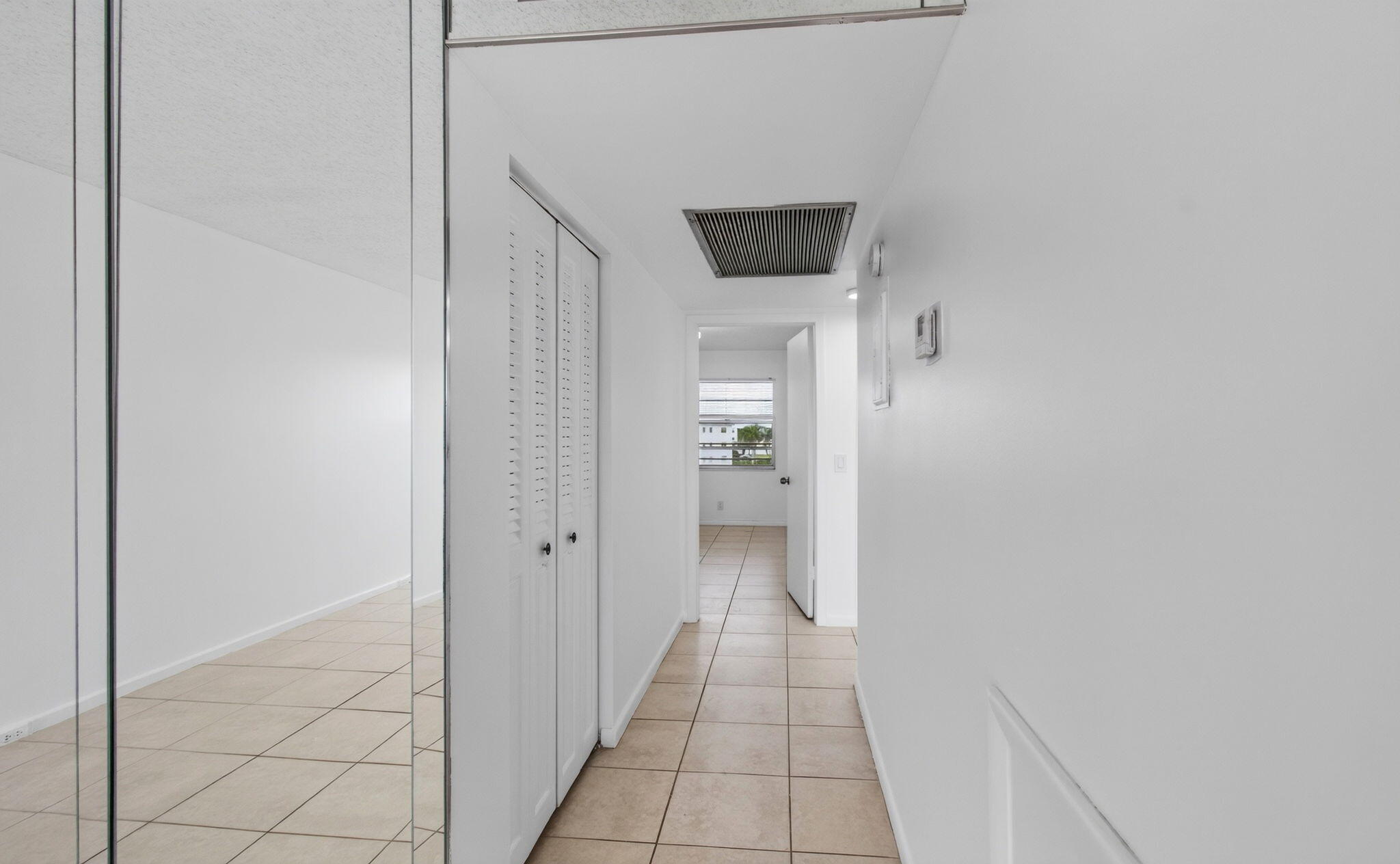 4028 Hythe B Boca Raton, FL 33434 - Photo 24 of 108 31-web-or-mls-DSC_8806