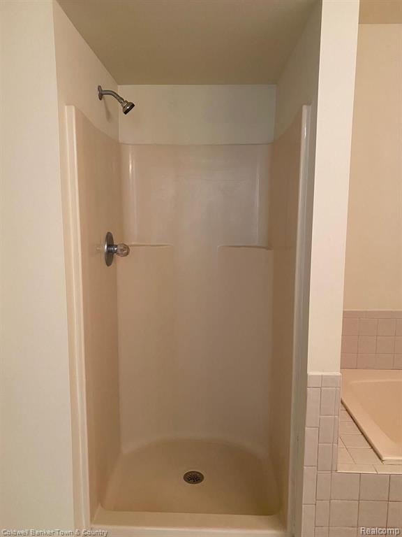 674 Summit Ridge Drive, Unit 17 Milford, MI 48381 - Photo 29 of 51