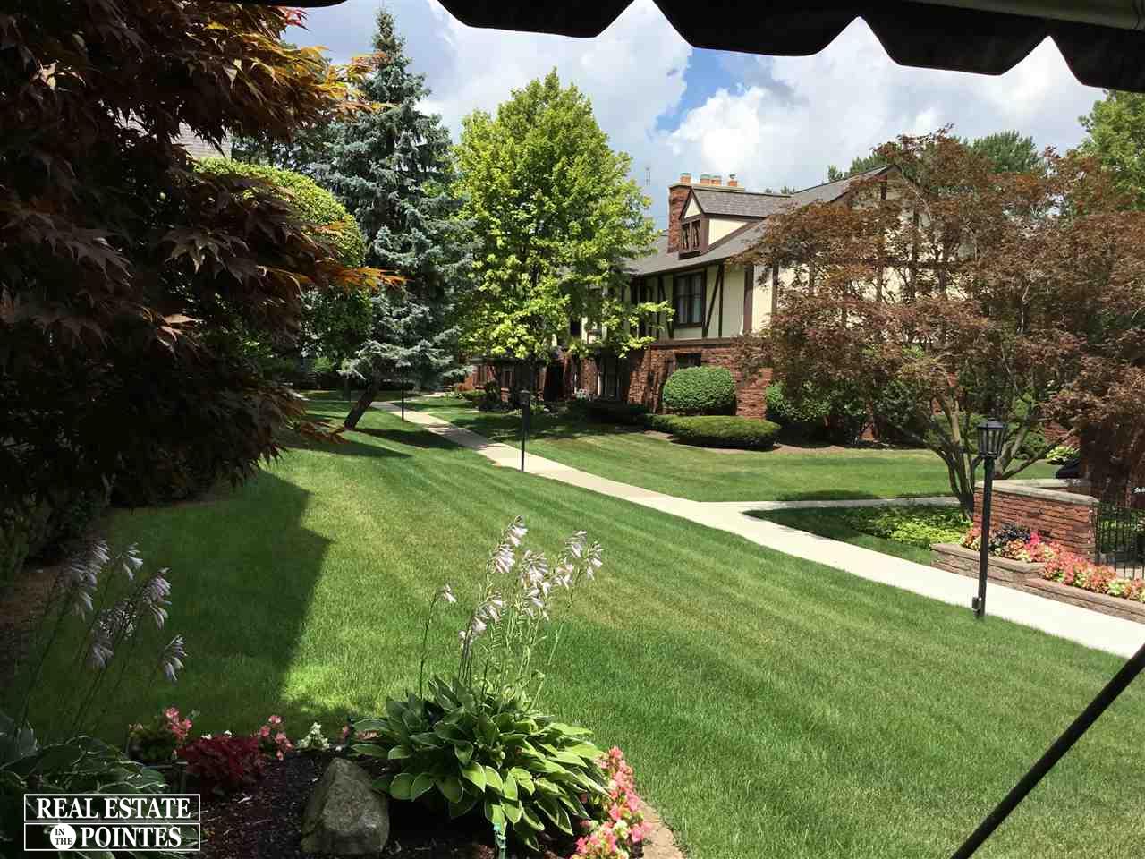 1750 Vernier Road, Unit 20 Grosse Pointe Woods, MI 48236 - Photo 20 of 25