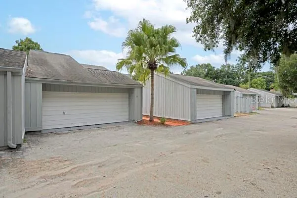 $1,950 | 1502 Lake Buckeye Road, Unit 2, Winter Haven, FL 33881