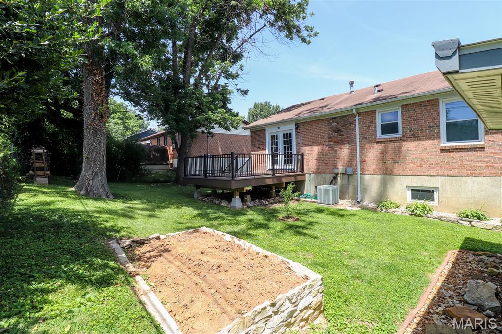 9110 Radiom Drive St. Louis, MO 63123 - Photo 21 of 23