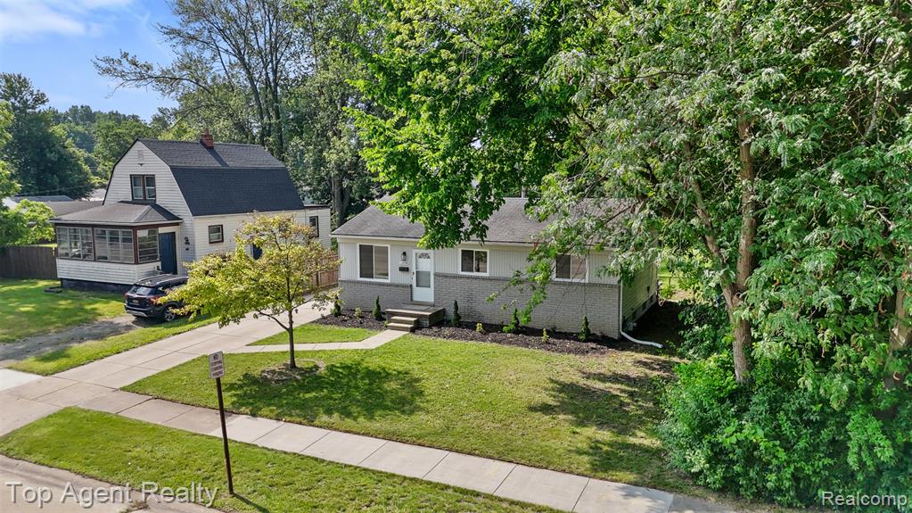 13738 Toepfer Road Warren, MI 48089 - Photo 37 of 47