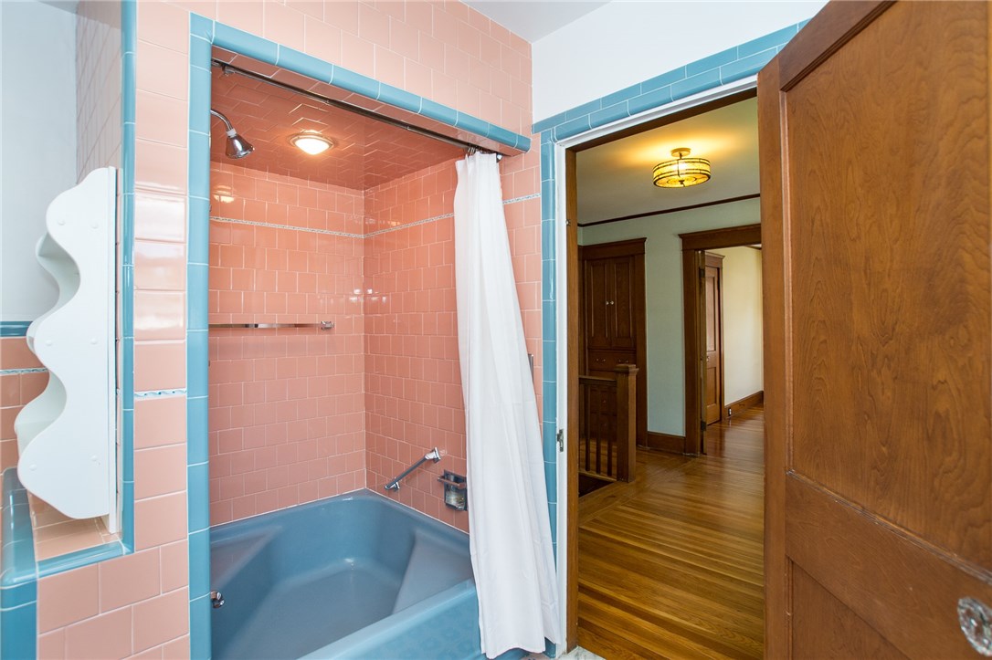 49 Lowden Street Pawtucket, RI 02860 - Photo 38 of 40 Gallery Image 38