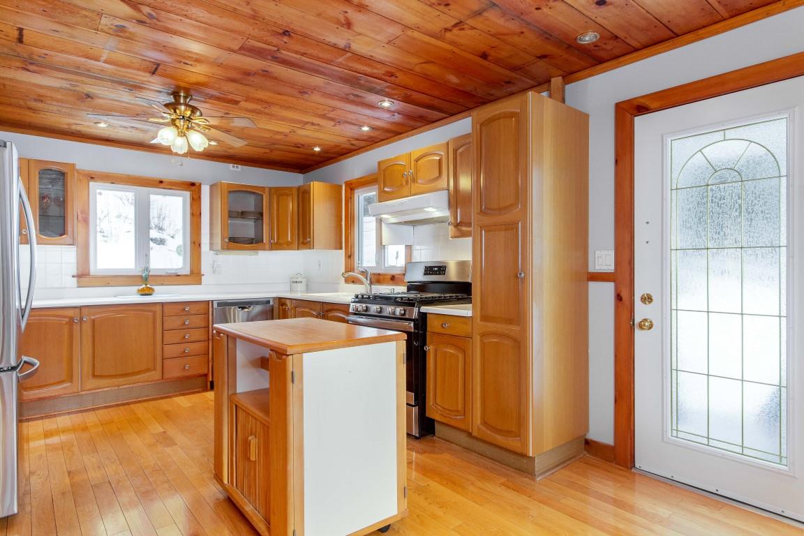 2016 Cross Road Jay, VT 05859 - Photo 11 of 25 Gallery Image 11