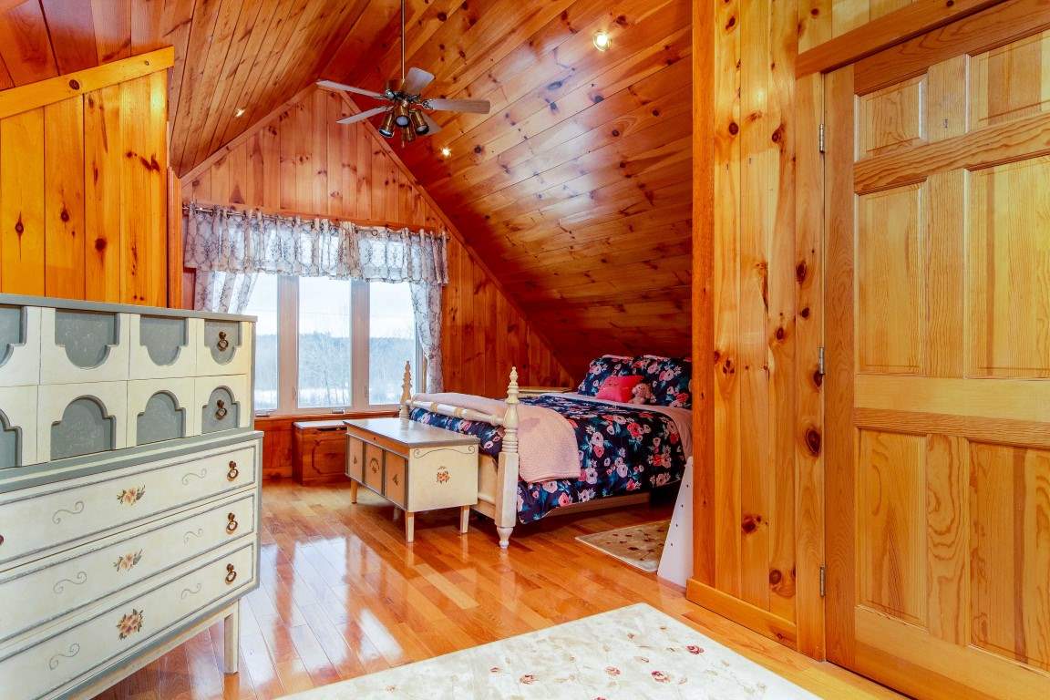 2016 Cross Road Jay, VT 05859 - Photo 24 of 25 Gallery Image 24