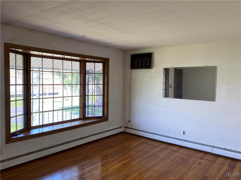 2278 Easton Road Bethlehem, PA 18015 - Photo 16 of 35 Gallery Image 16