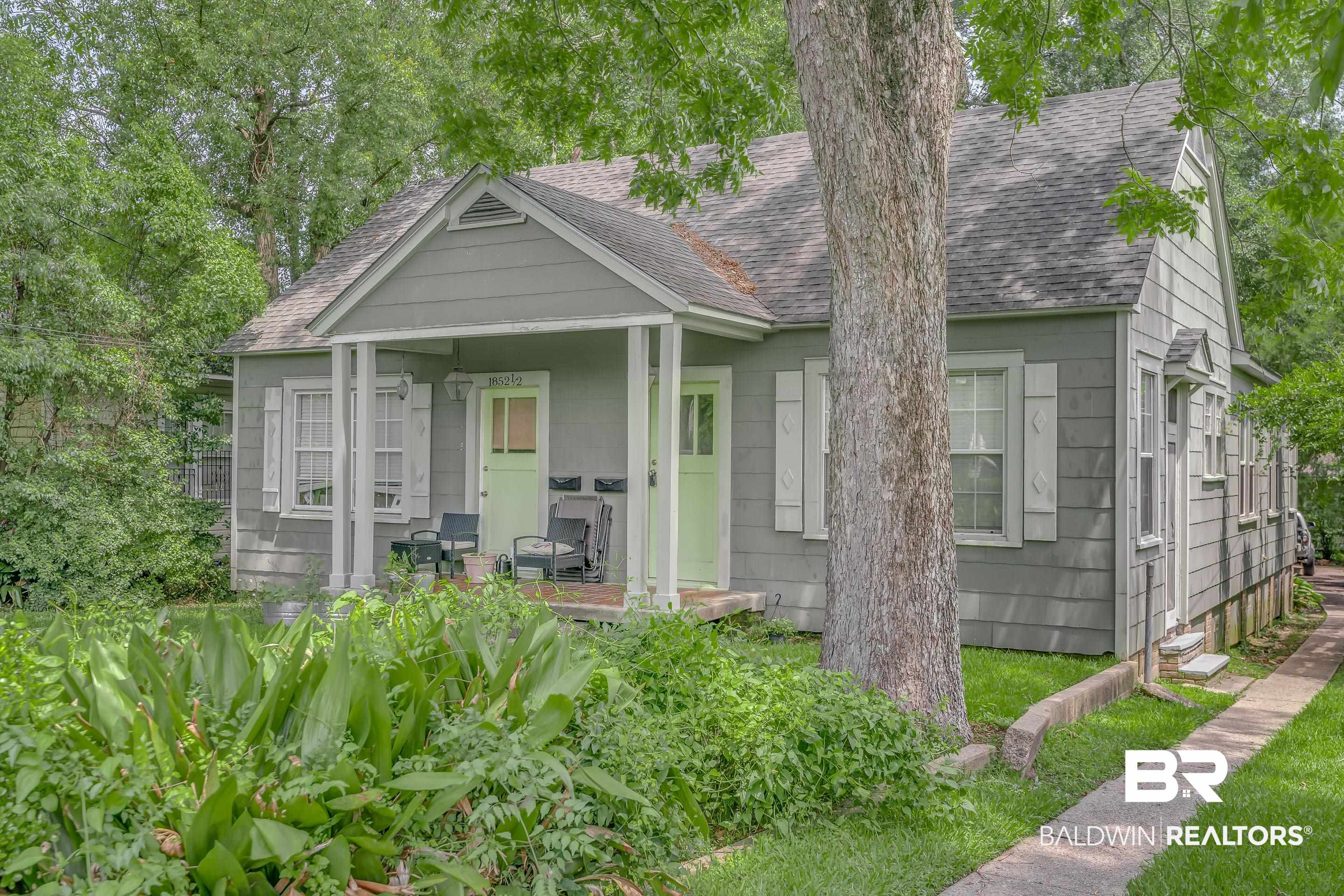 1852 Old Shell Road Mobile, AL 36607 - Photo 25 of 26 View of front of home with a shingled roof