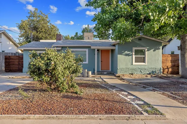 $323,200 | 1019 East Laurel Avenue, Visalia, CA 93292