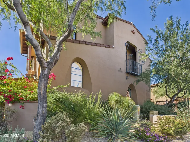 $1,025,000 | 20704 North 90th Place, Unit 1015, Scottsdale, AZ 85255