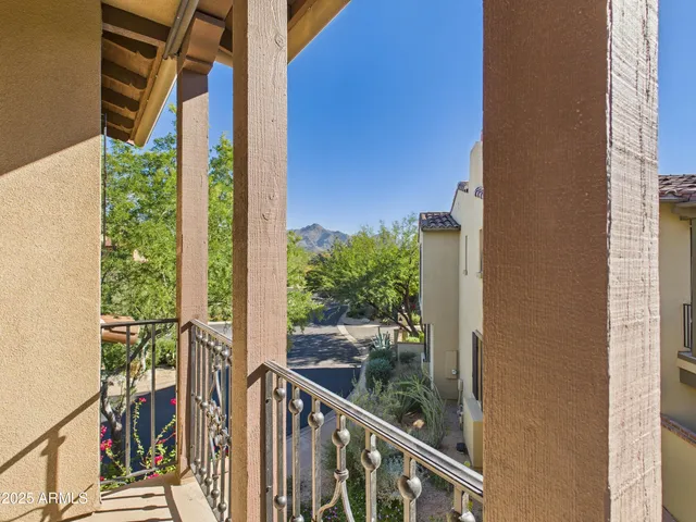 $1,025,000 | 20704 North 90th Place, Unit 1015, Scottsdale, AZ 85255