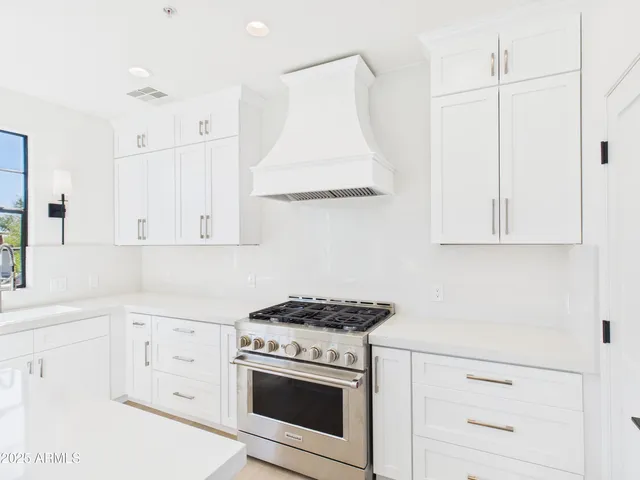 $1,025,000 | 20704 North 90th Place, Unit 1015, Scottsdale, AZ 85255