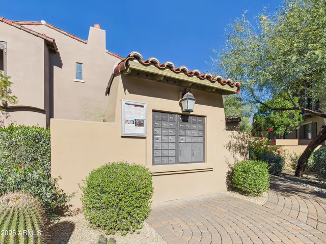 $1,025,000 | 20704 North 90th Place, Unit 1015, Scottsdale, AZ 85255