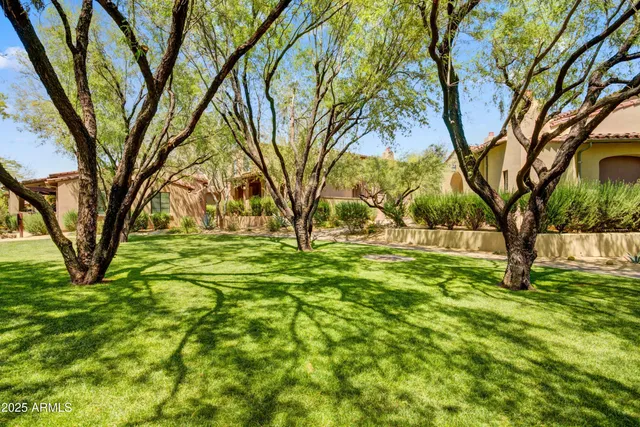 $1,025,000 | 20704 North 90th Place, Unit 1015, Scottsdale, AZ 85255