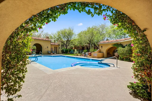 $1,025,000 | 20704 North 90th Place, Unit 1015, Scottsdale, AZ 85255