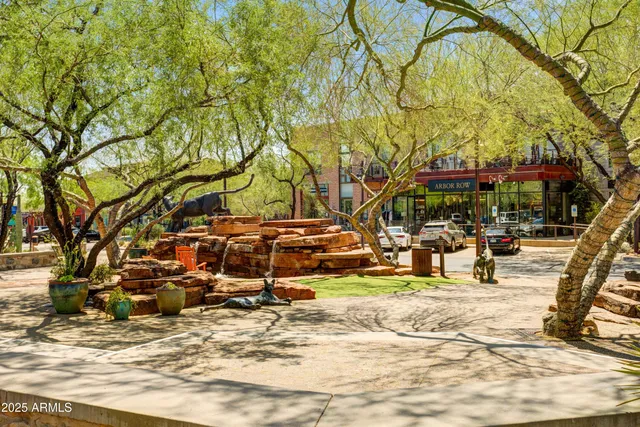 $1,025,000 | 20704 North 90th Place, Unit 1015, Scottsdale, AZ 85255