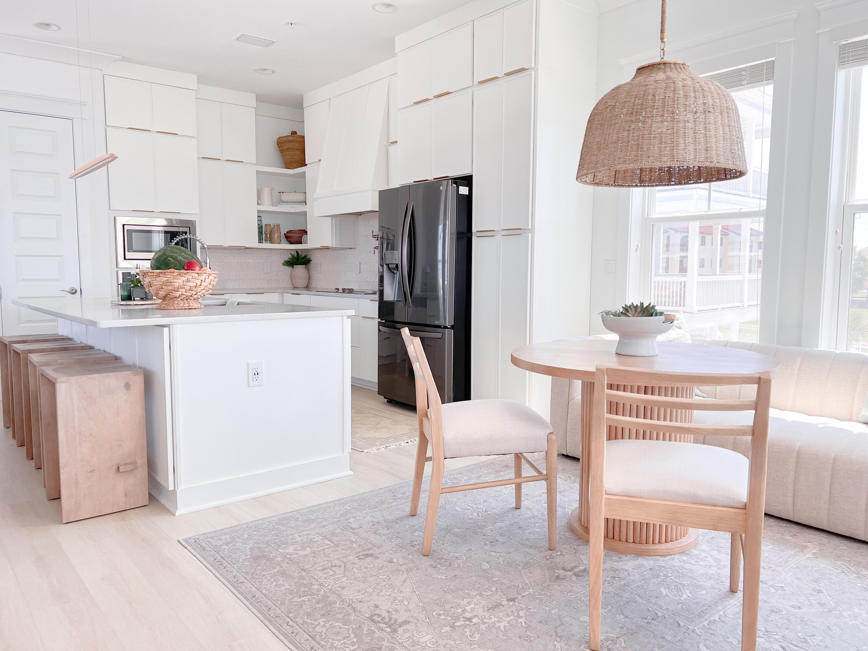 1466 Seaside Circle Navarre, FL 32566 - Photo 18 of 69 KITCHEN KITCHENETTE