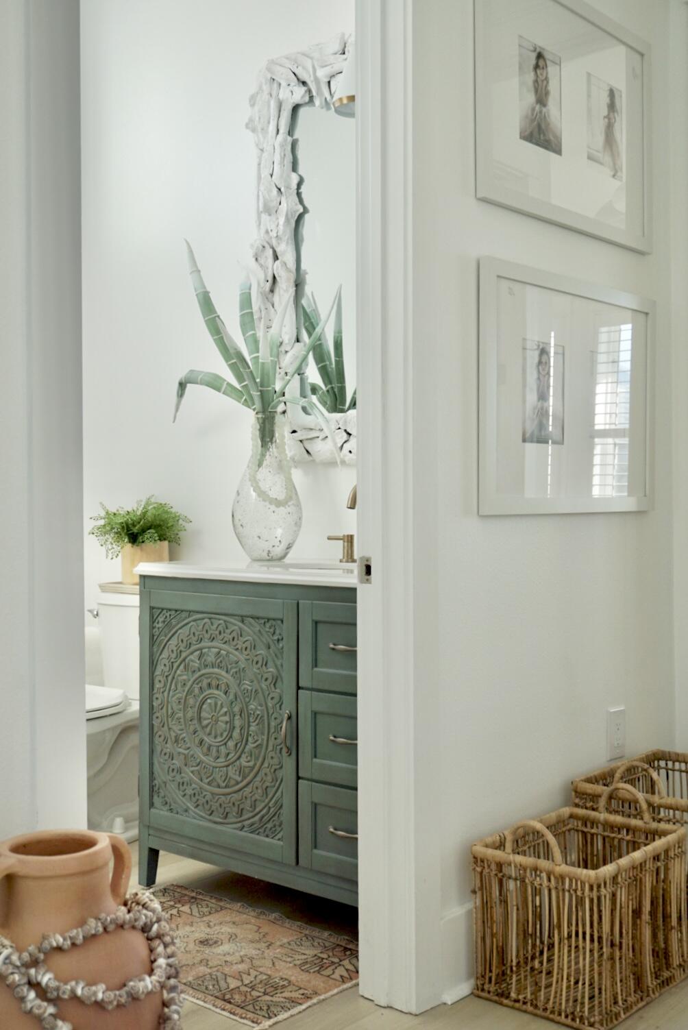 1466 Seaside Circle Navarre, FL 32566 - Photo 23 of 69 POWDER RM (1)