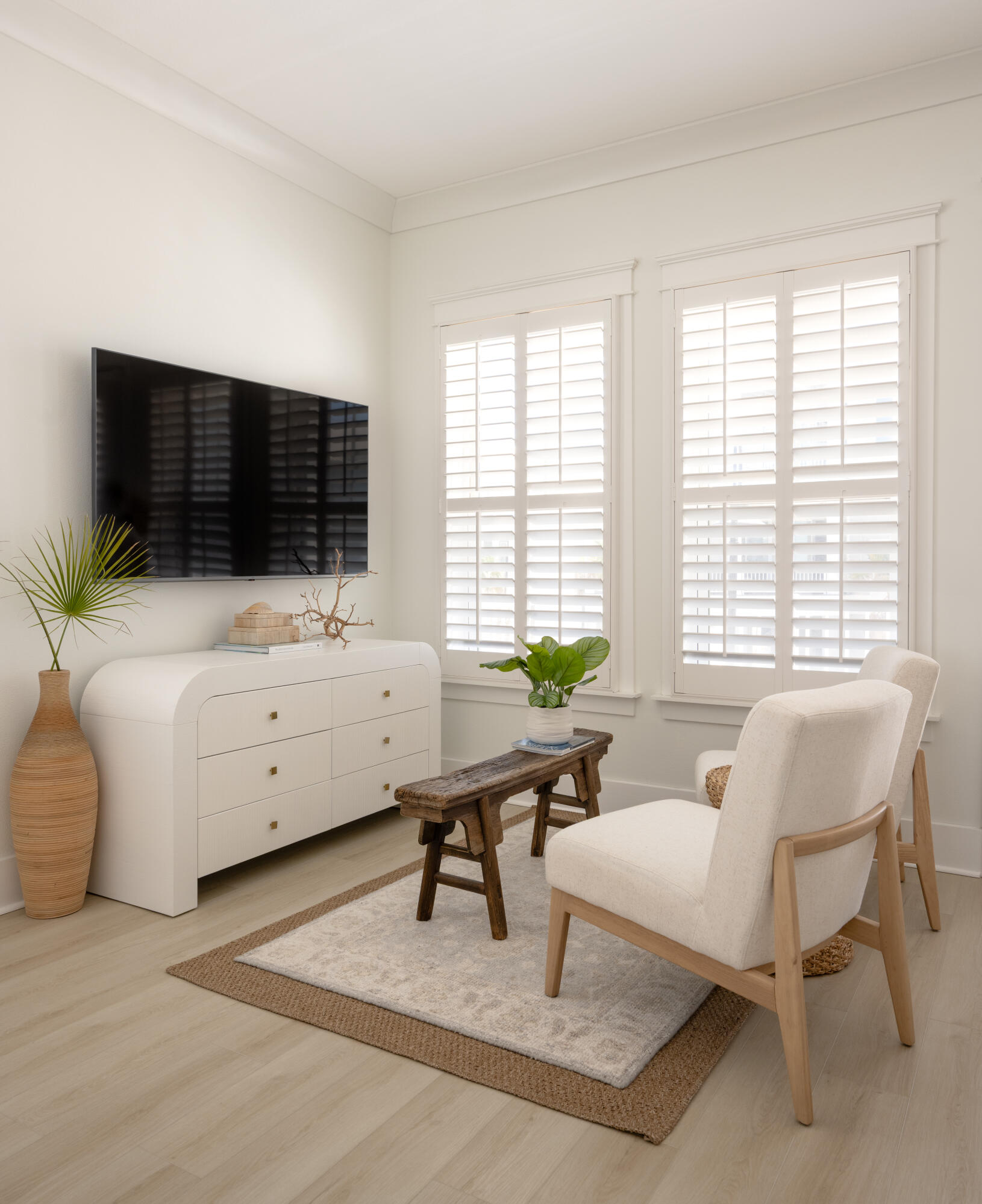 1466 Seaside Circle Navarre, FL 32566 - Photo 27 of 69 a living room with furniture and a flat screen tv