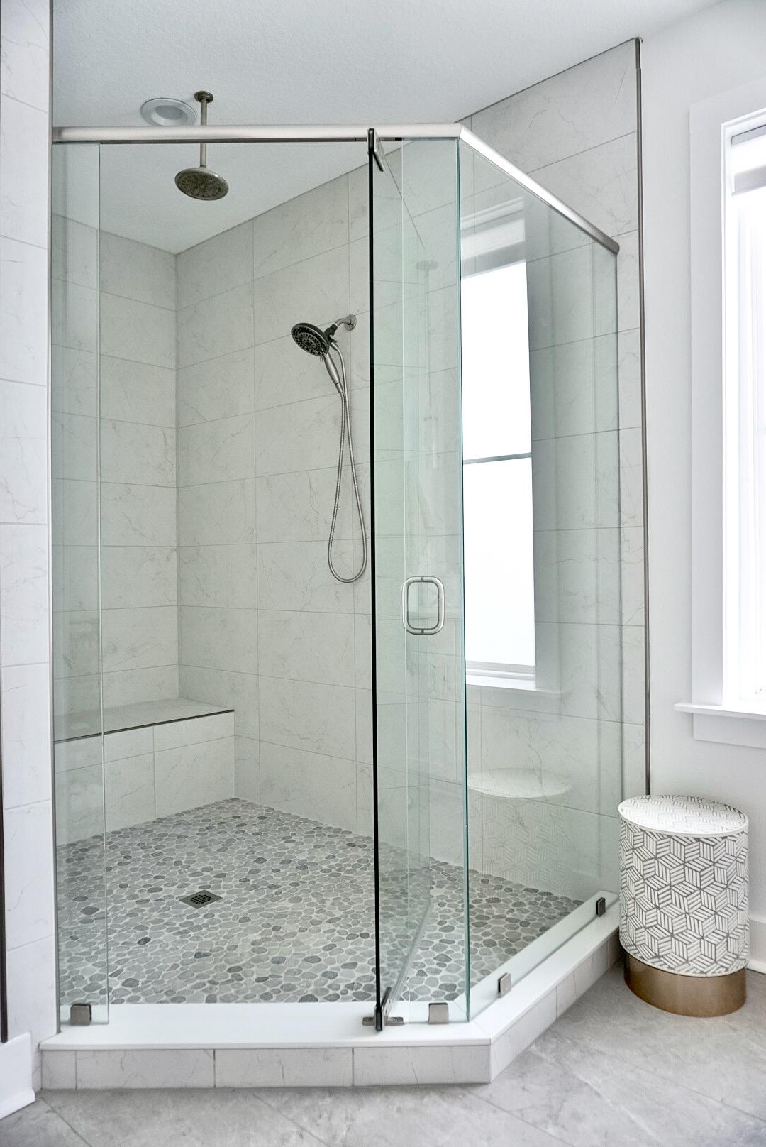 1466 Seaside Circle Navarre, FL 32566 - Photo 49 of 69 UP MST SHOWER