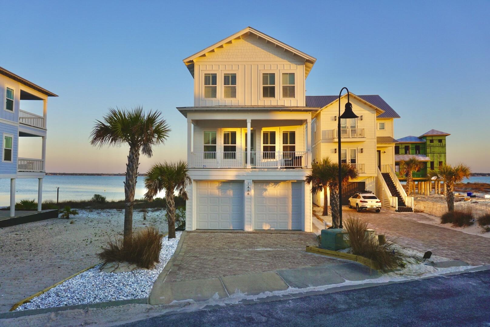 1466 Seaside Circle Navarre, FL 32566 - Photo 5 of 69 PEARL HIDEAWAY