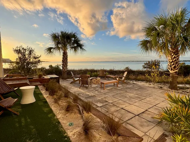$2,599,900 | 1466 Seaside Circle, Navarre, FL 32566