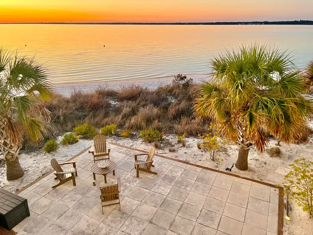 $2,599,900 | 1466 Seaside Circle, Navarre, FL 32566