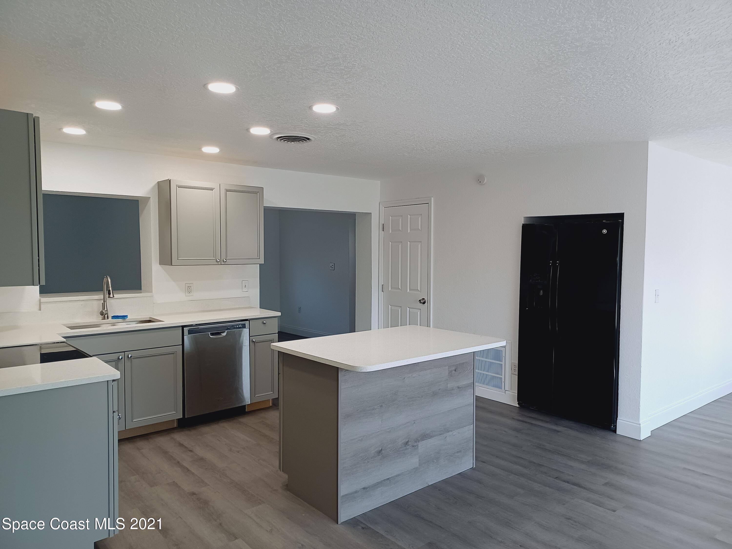 1030 Illinois Road Cocoa, FL 32927 - Photo 4 of 18 20211210_123354