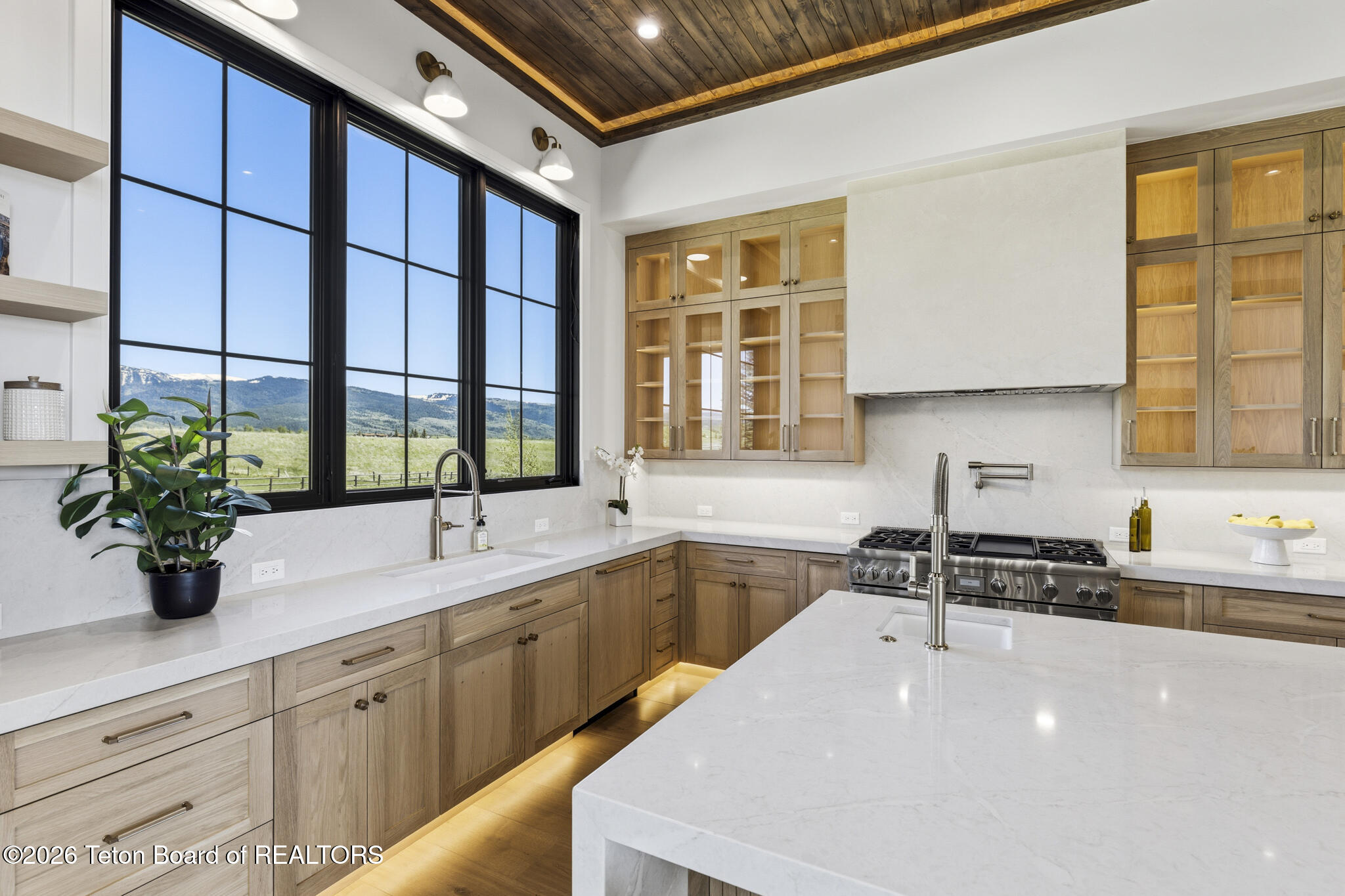2331 Indian Ridge Road Tetonia, ID 83452 - Photo 18 of 81 Kitchen